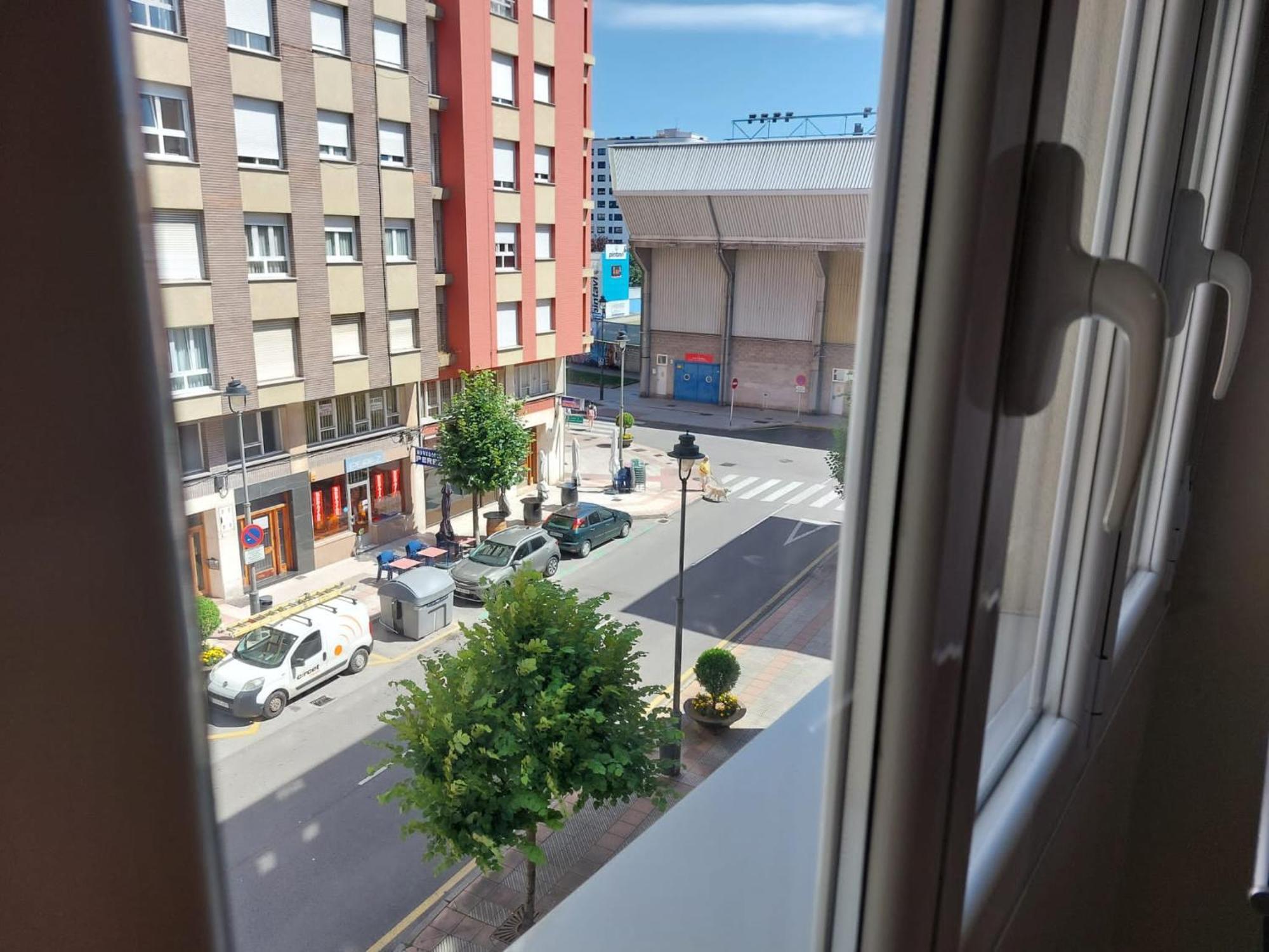 Piso En El Centro Apto 5 Personas Con Garaje Privado Aviles Bagian luar foto